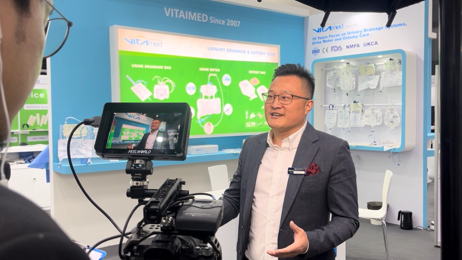 Founder and Chairman of VITAIMED Group, Chen Wei, was interviewed by Germany’s Messe Dusseldorf and Thailand’s National Television